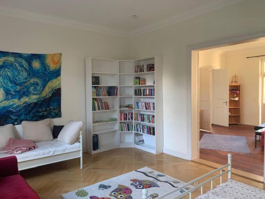 Grosszuegige Wohnung In Schleswiger Altbauvilla Luaran gambar
